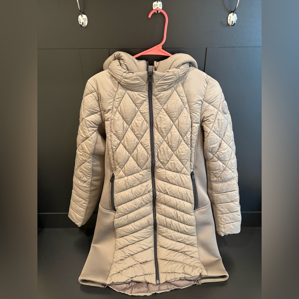 Bernardo Longline Quilted Hooded Puffer Jacket